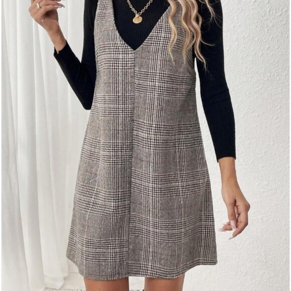 Plaid Sleeveless Mini Dress — M/L, Gray, - Picture 4 of 4